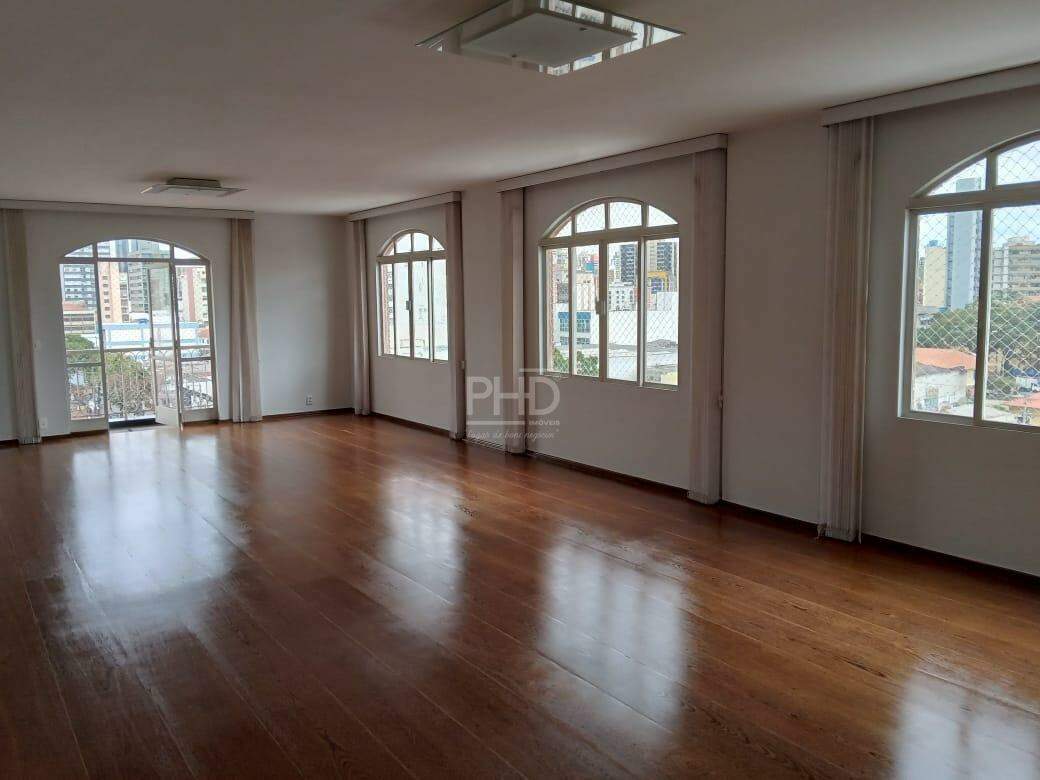 Apartamento, 4 quartos, 250 m² - Foto 1