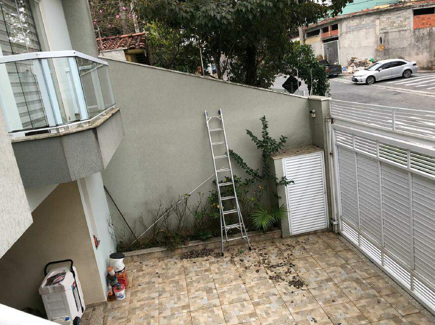 Sobrado à venda com 3 quartos, 235m² - Foto 2