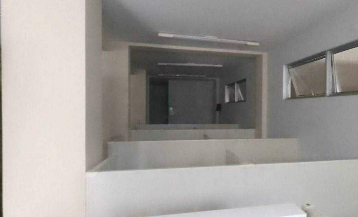 Sobrado à venda com 2 quartos, 580m² - Foto 9