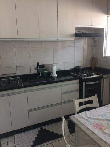 Apartamento à venda com 2 quartos, 58m² - Foto 3