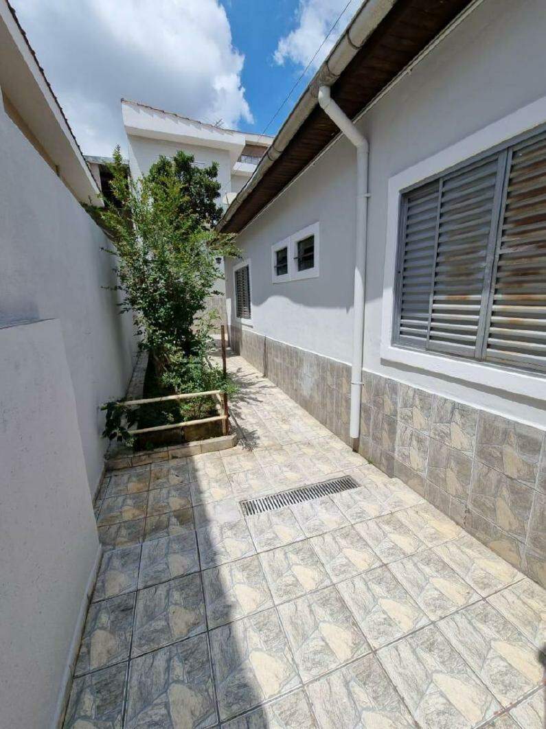 Sobrado à venda com 2 quartos, 260m² - Foto 6