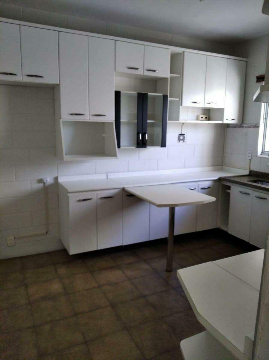 Sobrado à venda com 2 quartos, 260m² - Foto 13