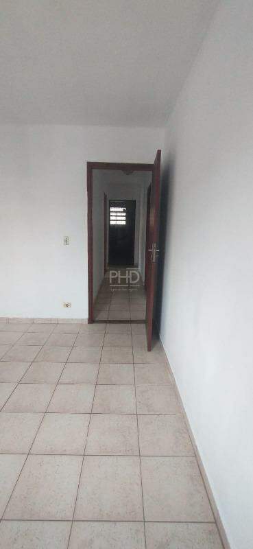 Casa para alugar com 3 quartos, 256m² - Foto 24