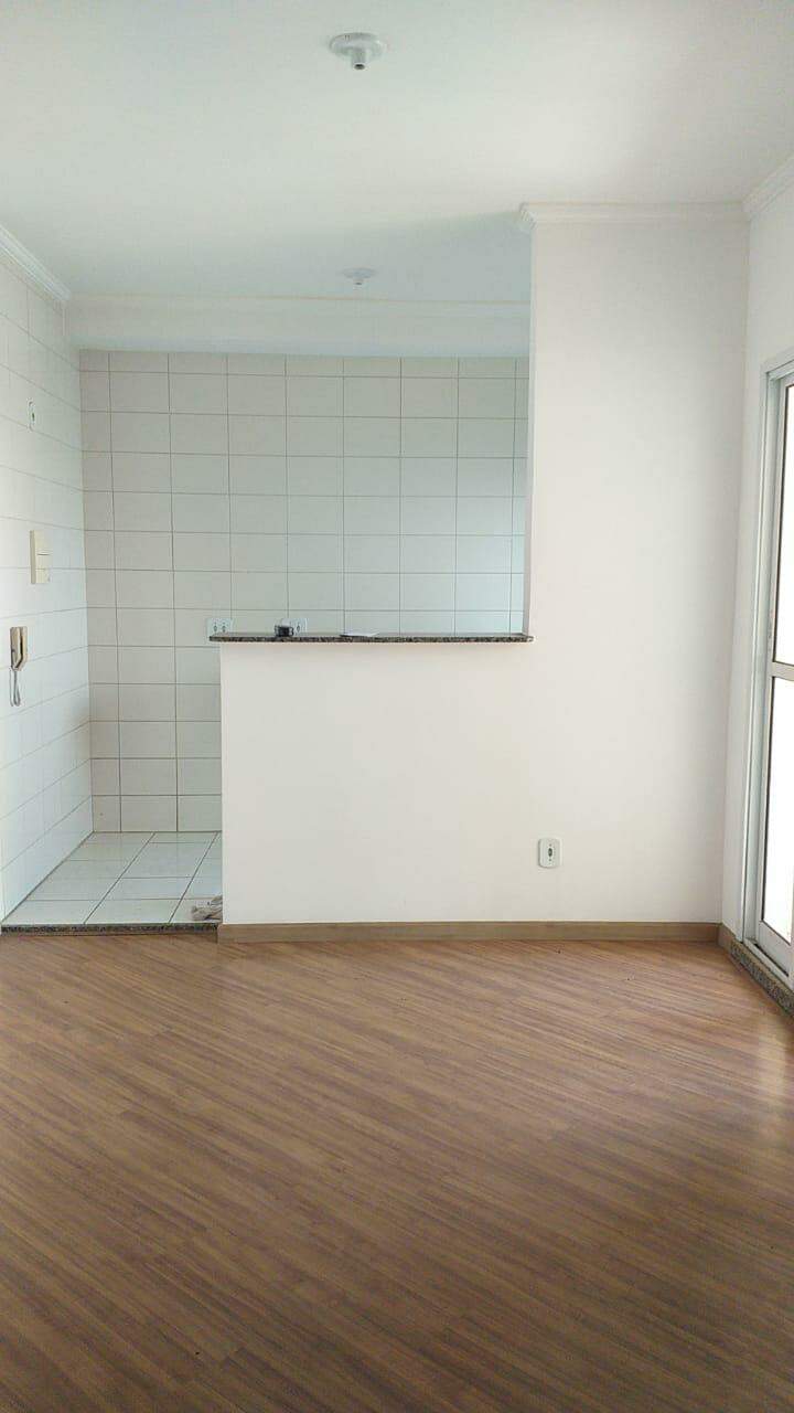 Apartamento à venda com 2 quartos, 48m² - Foto 3