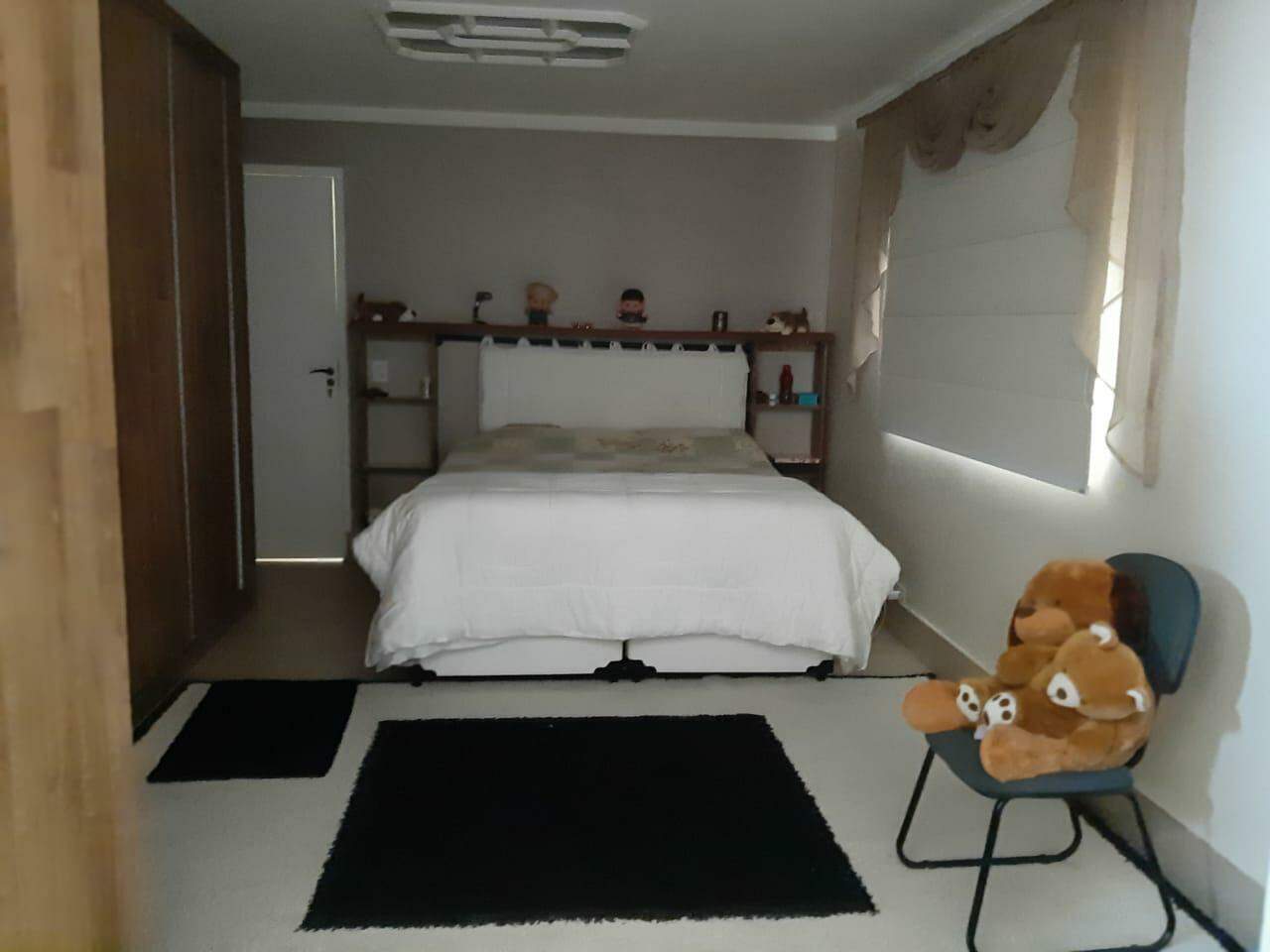 Sobrado à venda com 5 quartos, 300m² - Foto 19