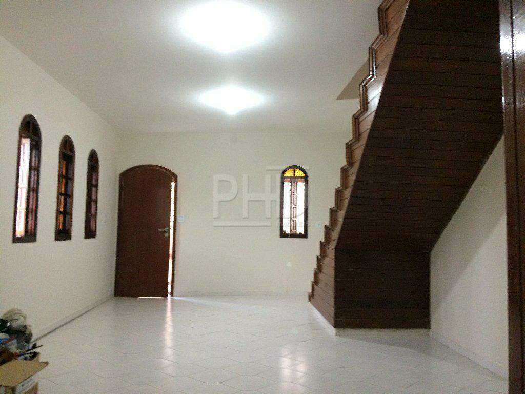 Sobrado para alugar com 3 quartos, 300m² - Foto 3