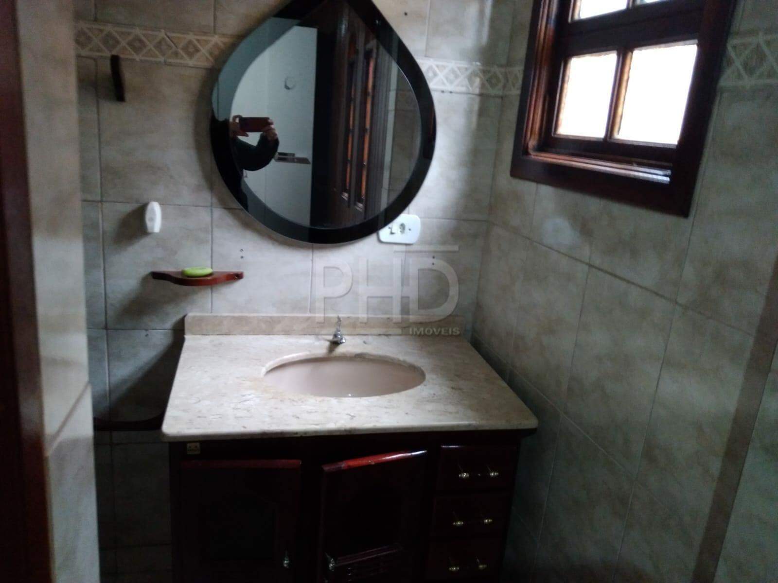 Sobrado para alugar com 3 quartos, 300m² - Foto 25