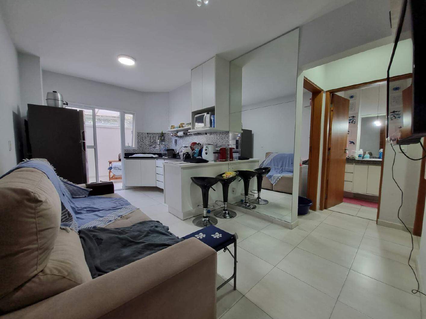 Apartamento à venda com 2 quartos, 60m² - Foto 4