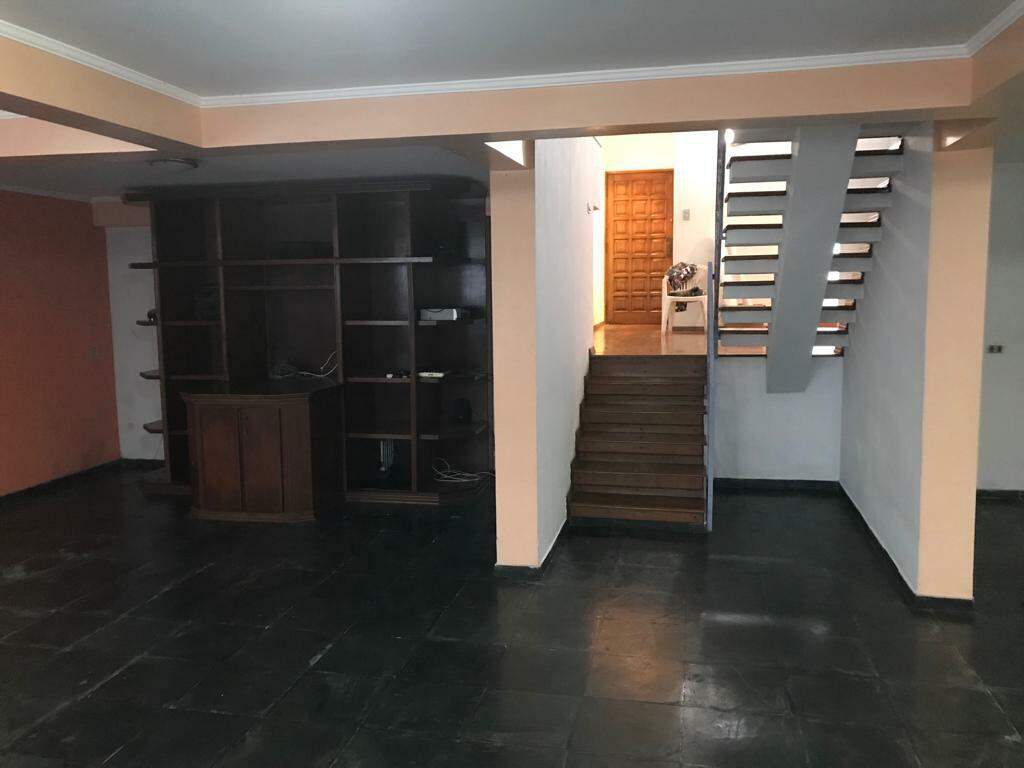 Casa à venda com 3 quartos, 270m² - Foto 6