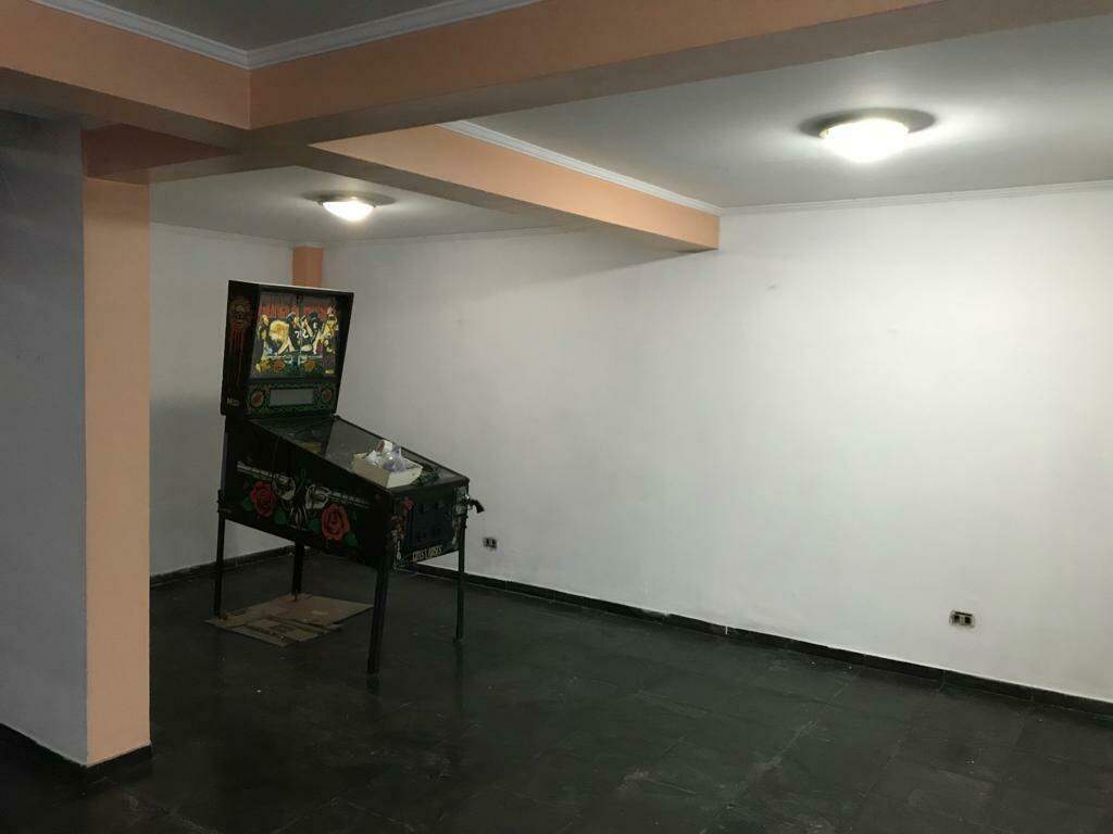 Casa à venda com 3 quartos, 270m² - Foto 8