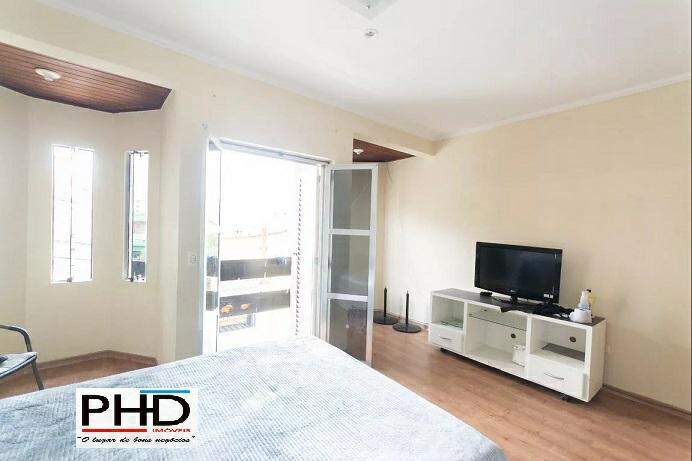 Sobrado à venda com 4 quartos, 200m² - Foto 8