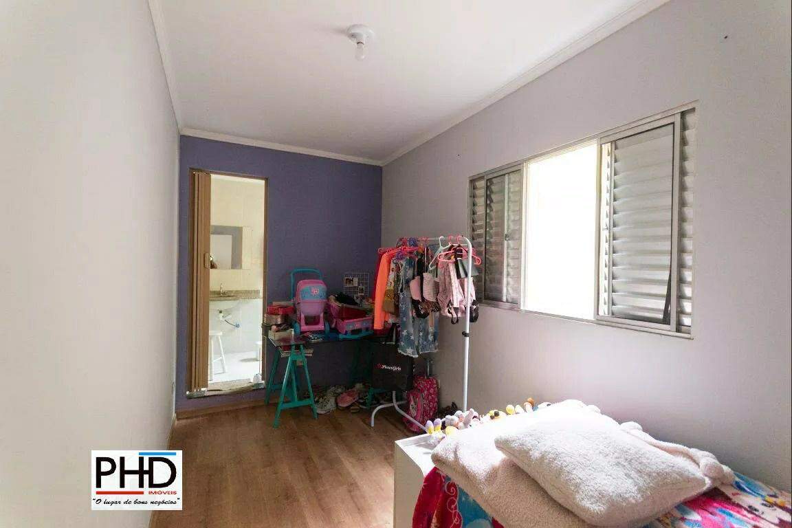 Sobrado à venda com 4 quartos, 200m² - Foto 24