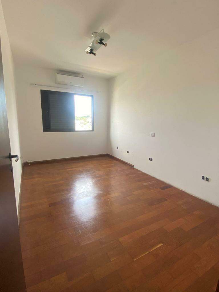 Sobrado à venda com 3 quartos, 217m² - Foto 9