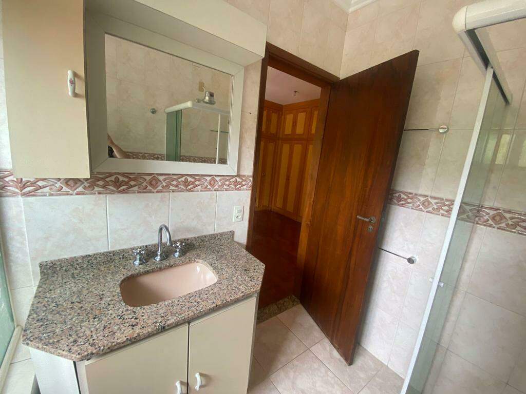 Sobrado à venda com 3 quartos, 217m² - Foto 8