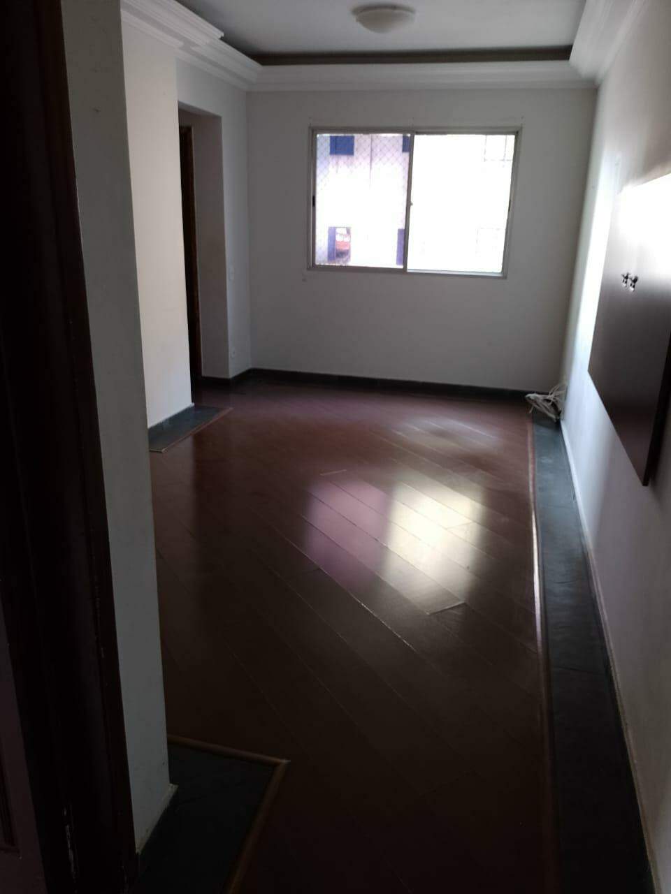 Apartamento à venda com 2 quartos, 70m² - Foto 1