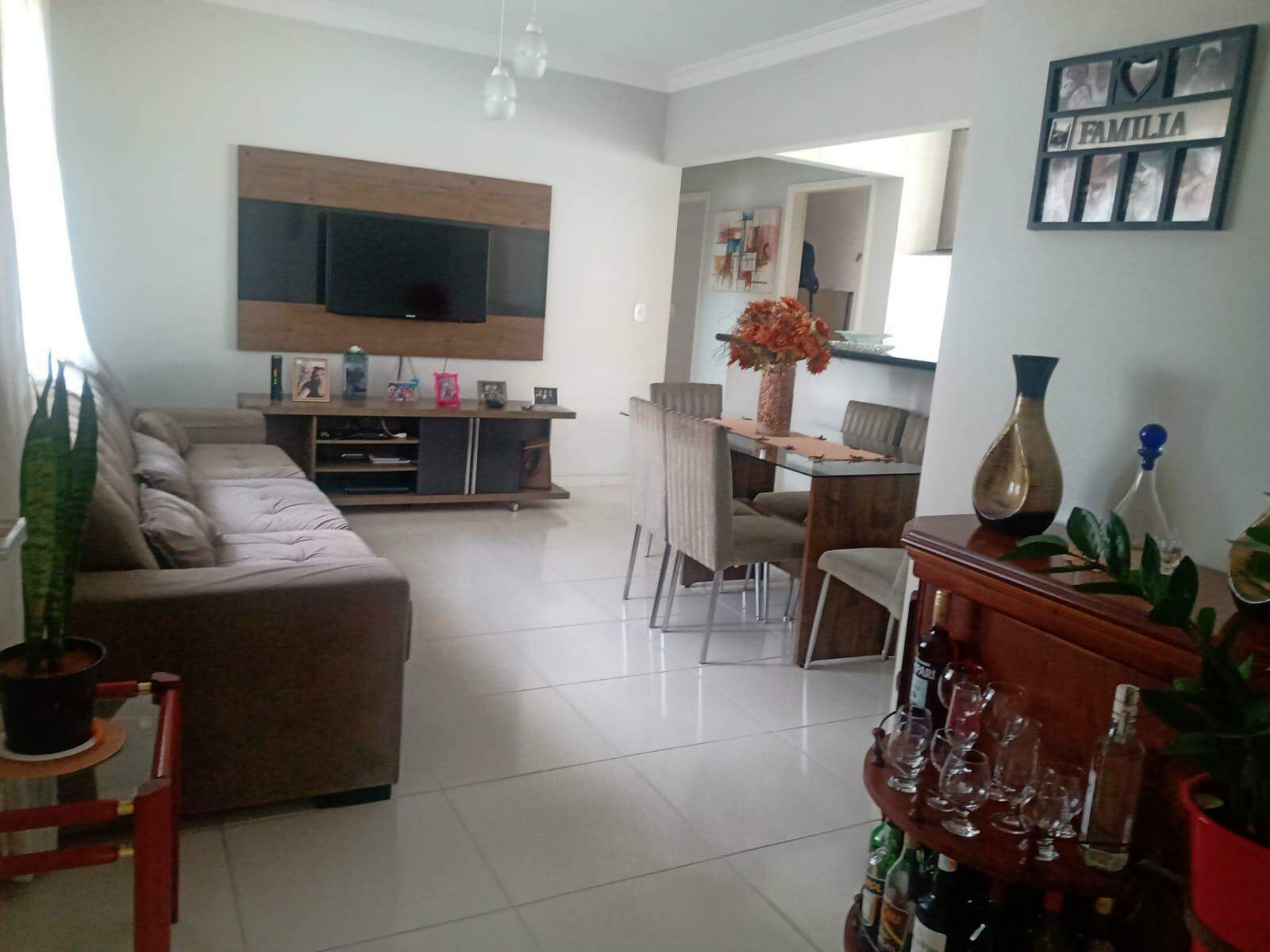 Apartamento à venda com 3 quartos, 98m² - Foto 4