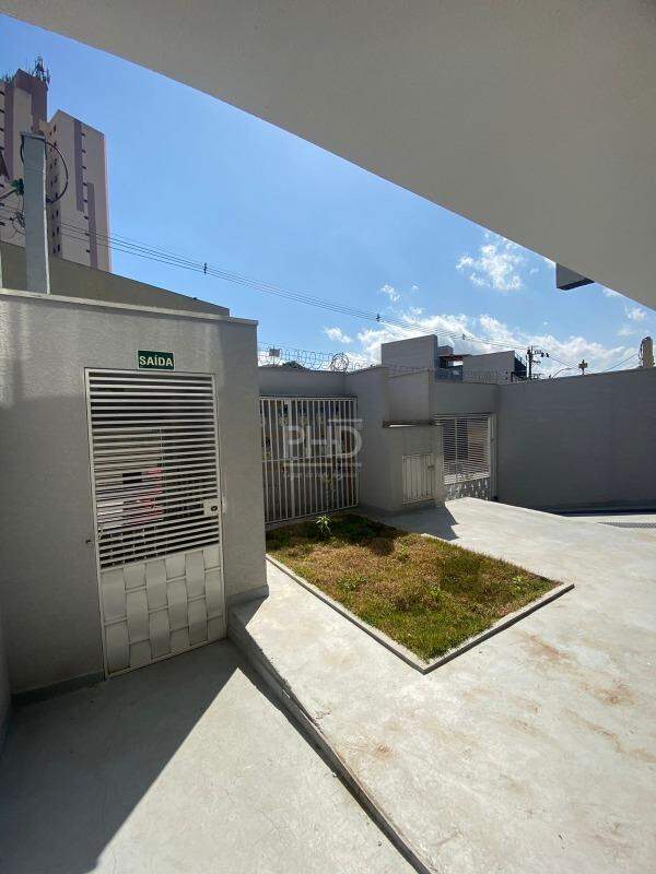 Apartamento à venda com 2 quartos, 44m² - Foto 11