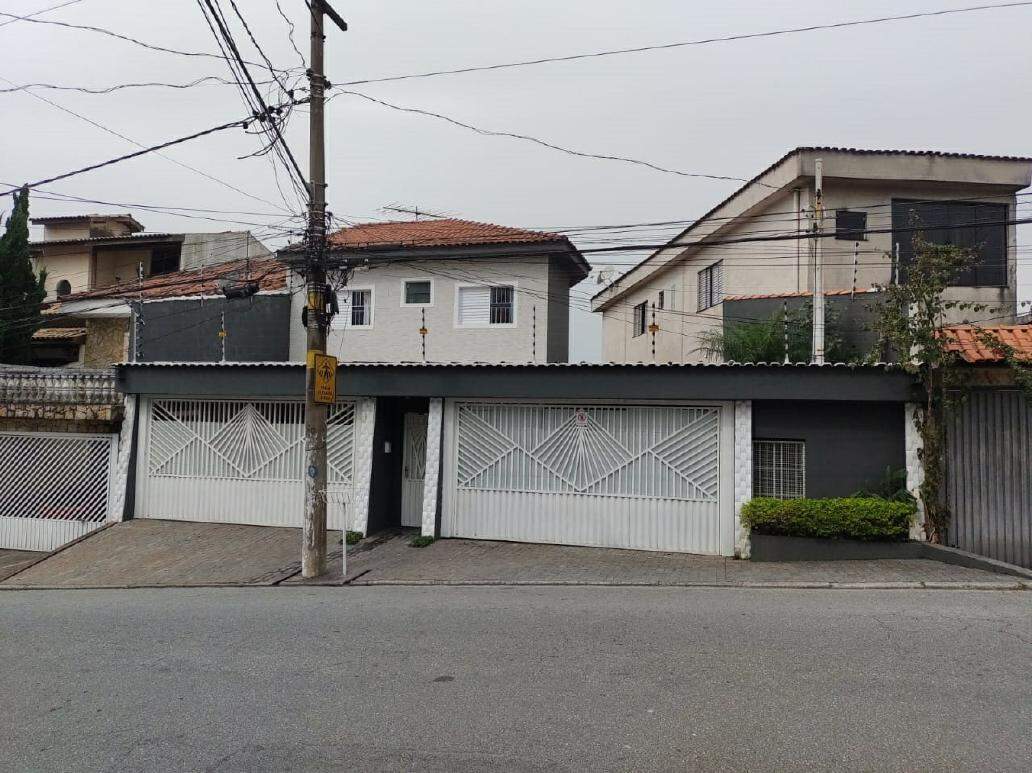 Sobrado à venda com 3 quartos, 153m² - Foto 1