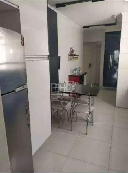 Apartamento à venda com 3 quartos, 106m² - Foto 8