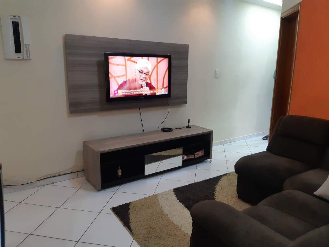 Apartamento à venda com 2 quartos, 68m² - Foto 2