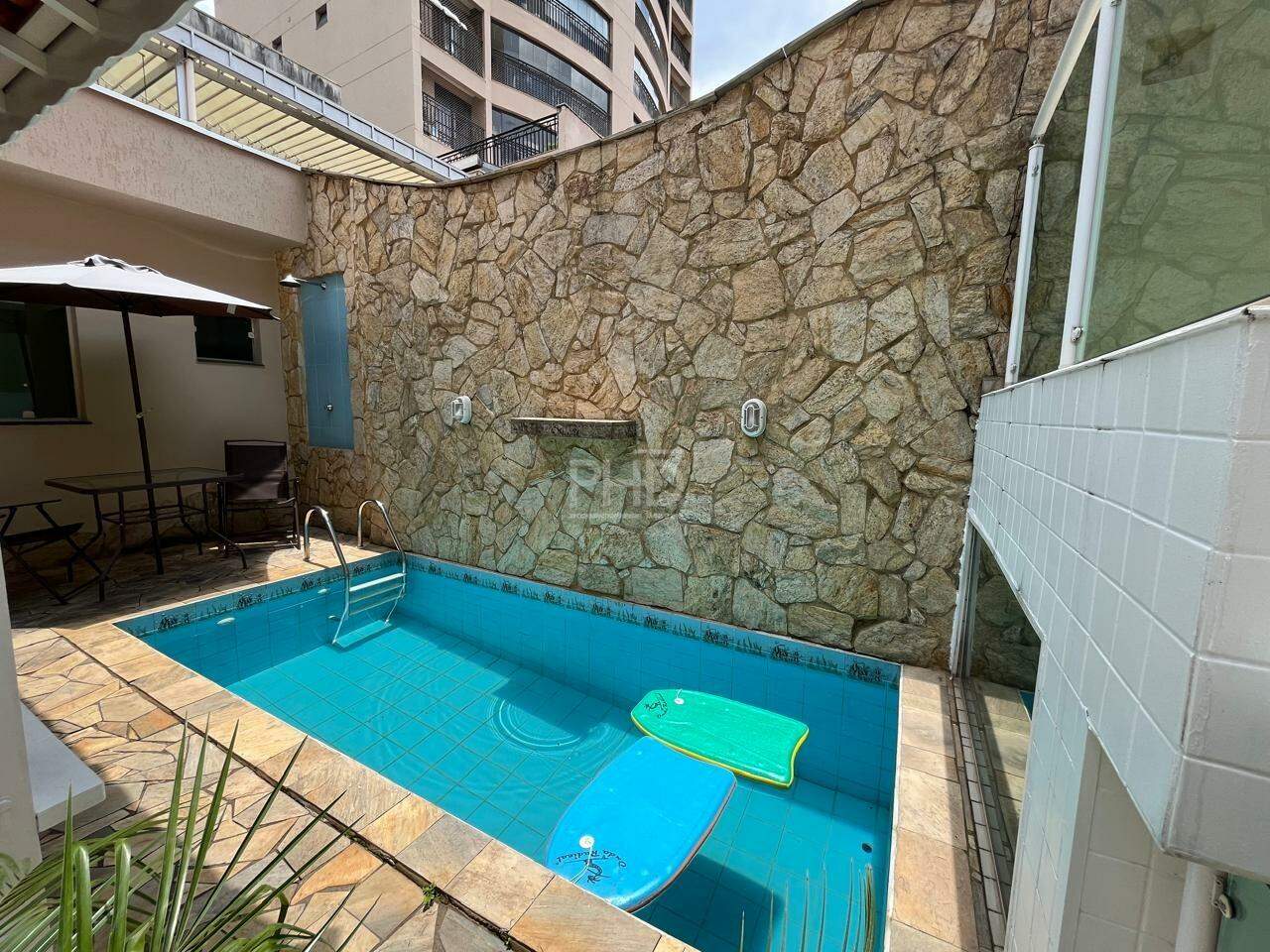 Sobrado à venda com 5 quartos, 350m² - Foto 28