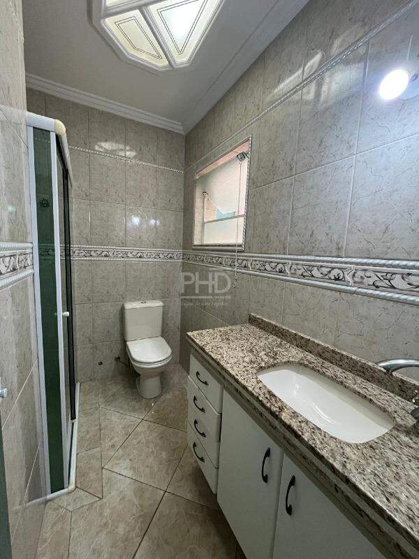 Sobrado à venda com 5 quartos, 350m² - Foto 19