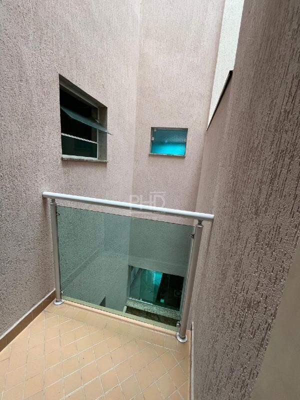 Sobrado à venda com 5 quartos, 350m² - Foto 34