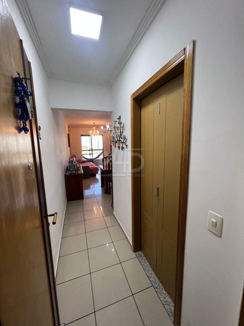 Apartamento à venda com 2 quartos, 69m² - Foto 8