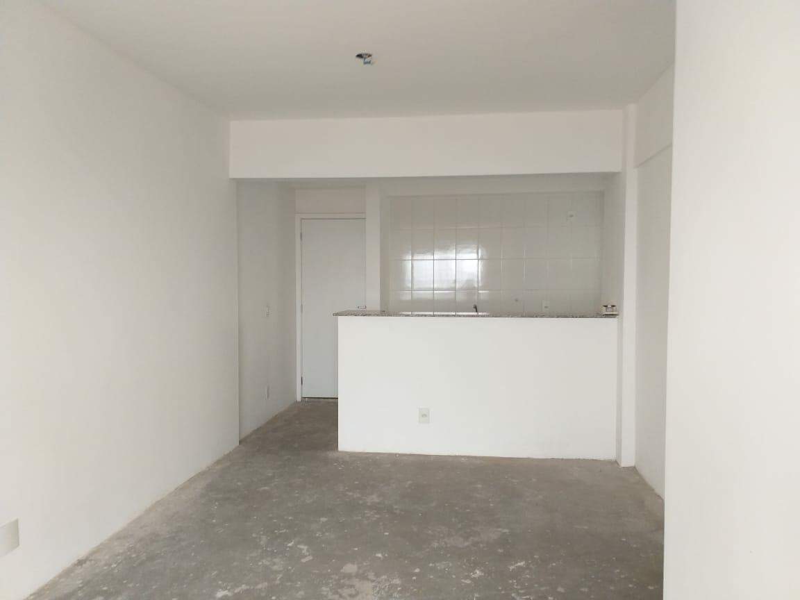 Apartamento à venda com 3 quartos, 70m² - Foto 4