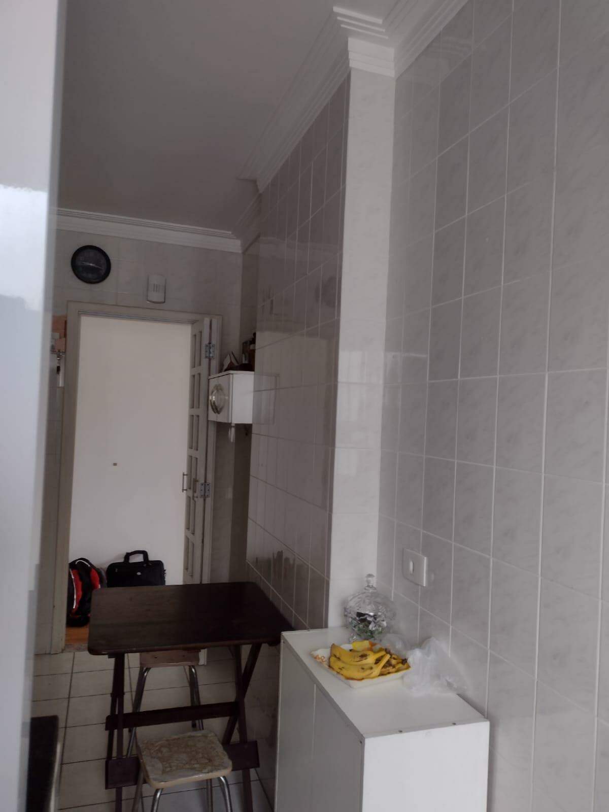 Apartamento à venda com 2 quartos, 70m² - Foto 9