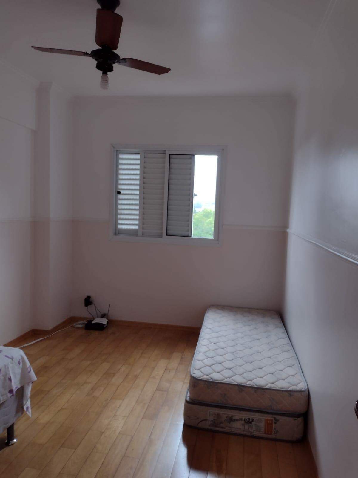 Apartamento à venda com 2 quartos, 70m² - Foto 20