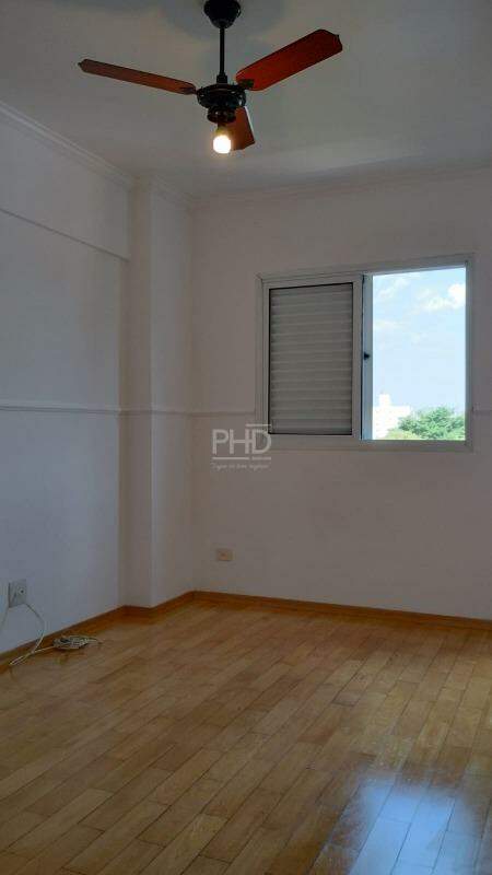 Apartamento à venda com 2 quartos, 70m² - Foto 22