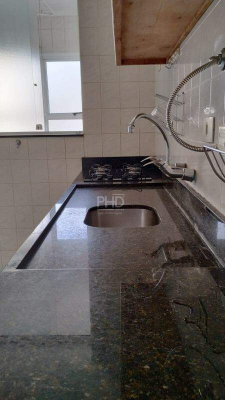 Apartamento à venda com 2 quartos, 70m² - Foto 12