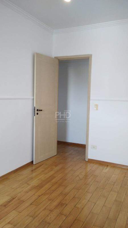 Apartamento à venda com 2 quartos, 70m² - Foto 23