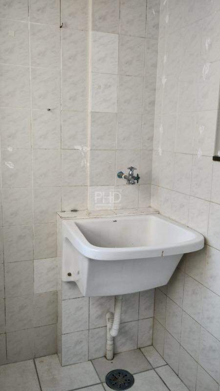 Apartamento à venda com 2 quartos, 70m² - Foto 19