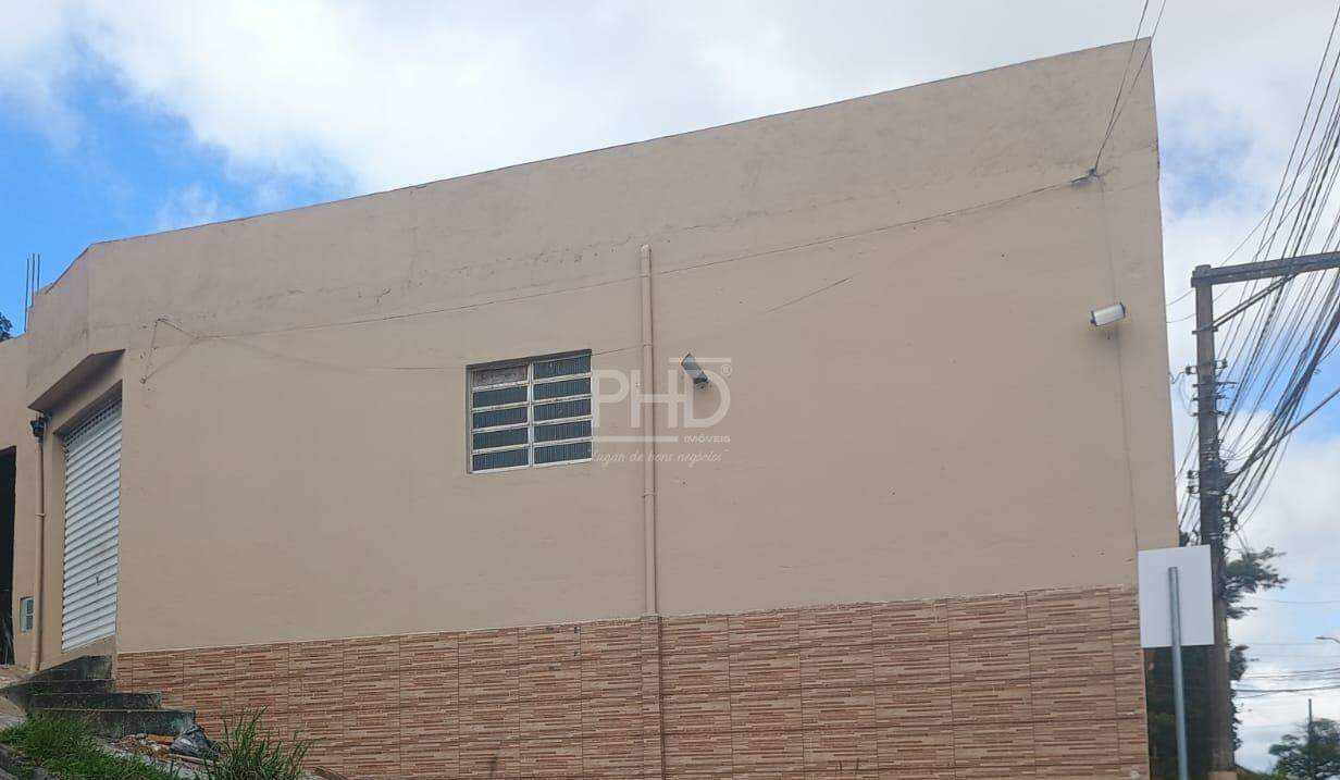 Casa à venda com 2 quartos, 181m² - Foto 4