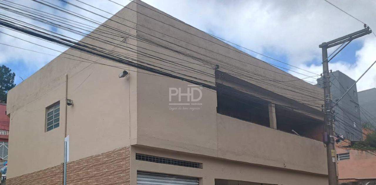 Casa à venda com 2 quartos, 181m² - Foto 2