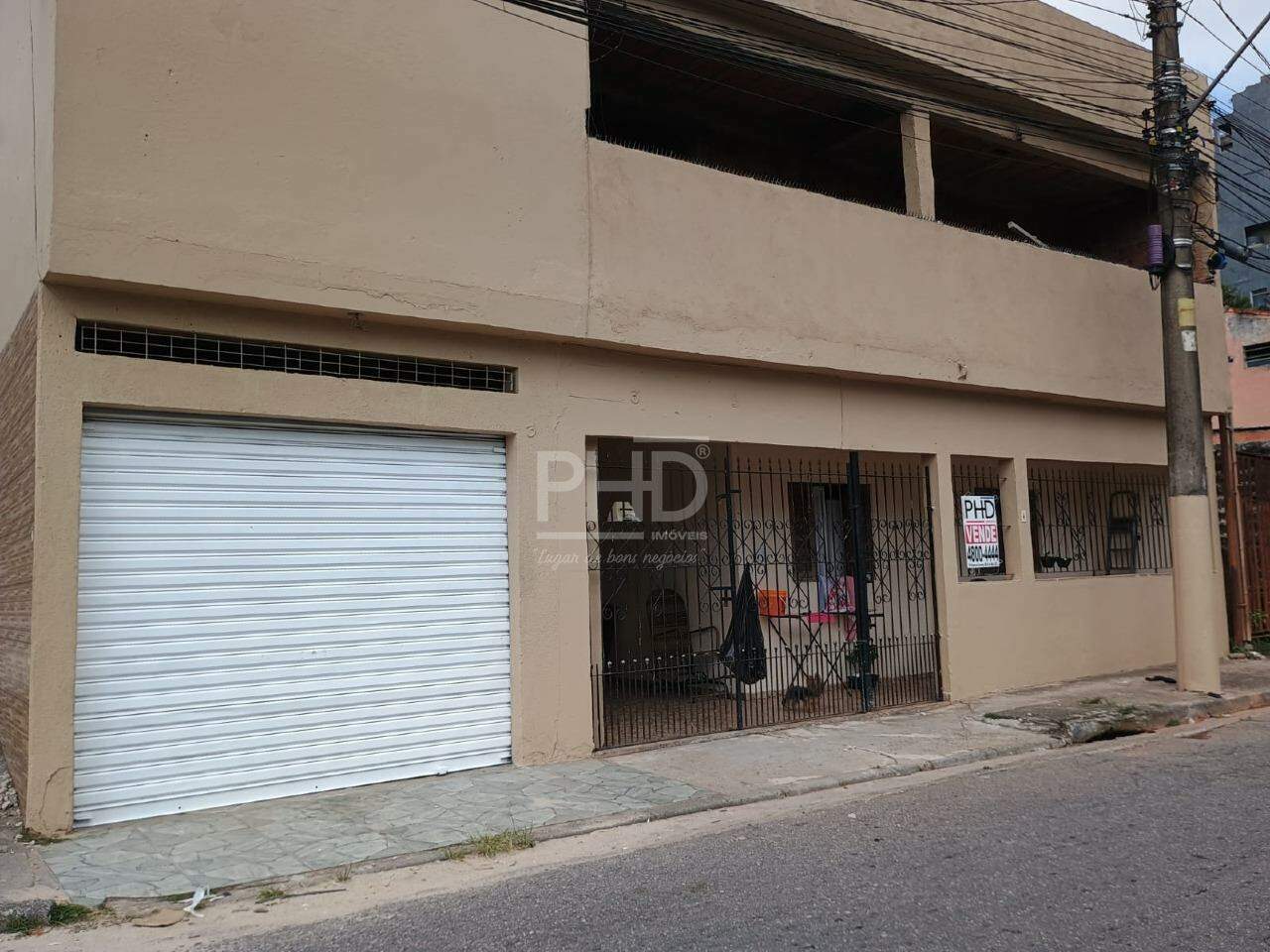 Casa, 2 quartos, 181 m² - Foto 1