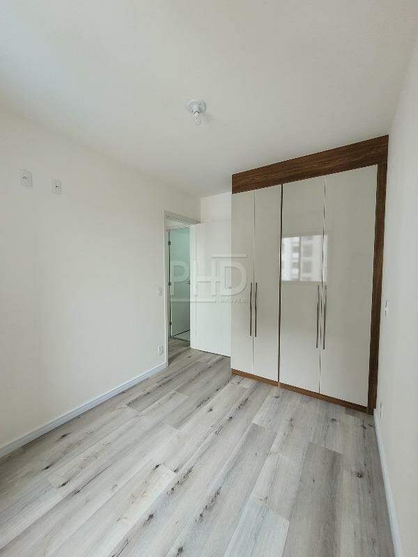 Apartamento para alugar com 2 quartos, 45m² - Foto 8