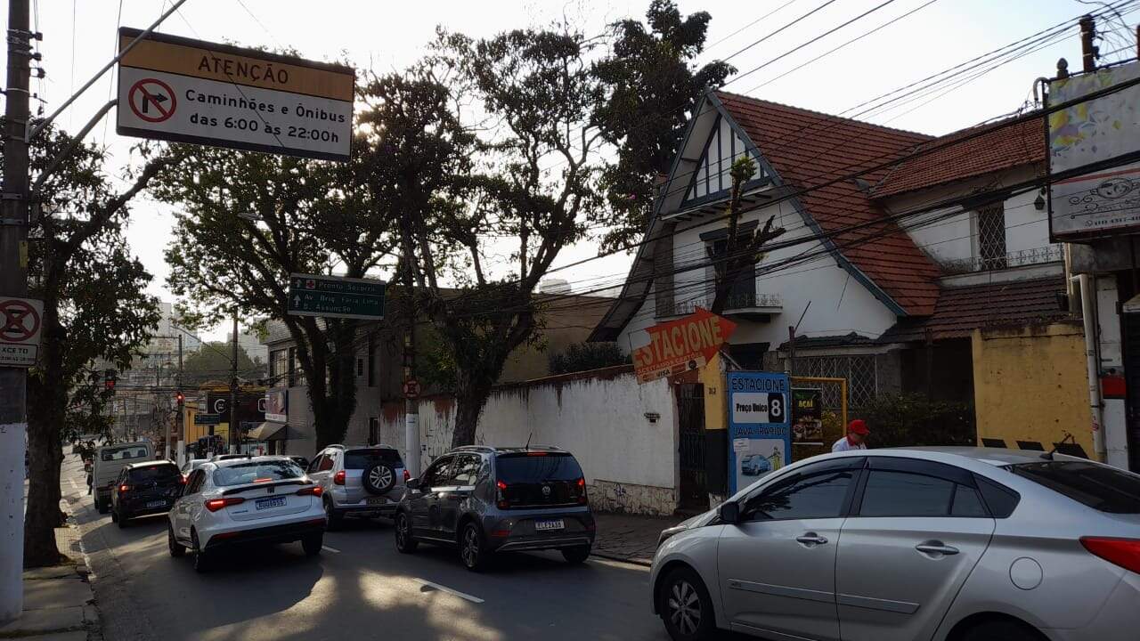 Sobrado à venda com 4 quartos, 700m² - Foto 28