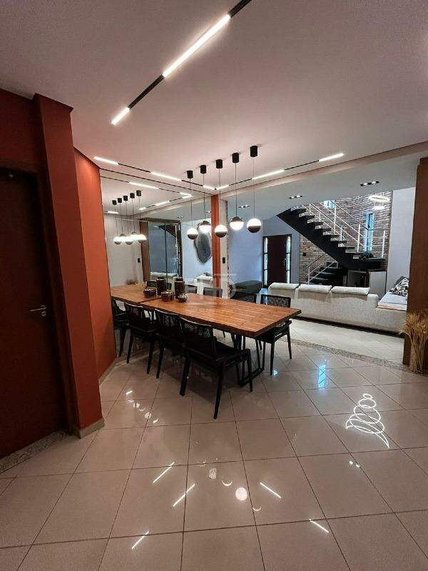 Sobrado à venda com 3 quartos, 195m² - Foto 3