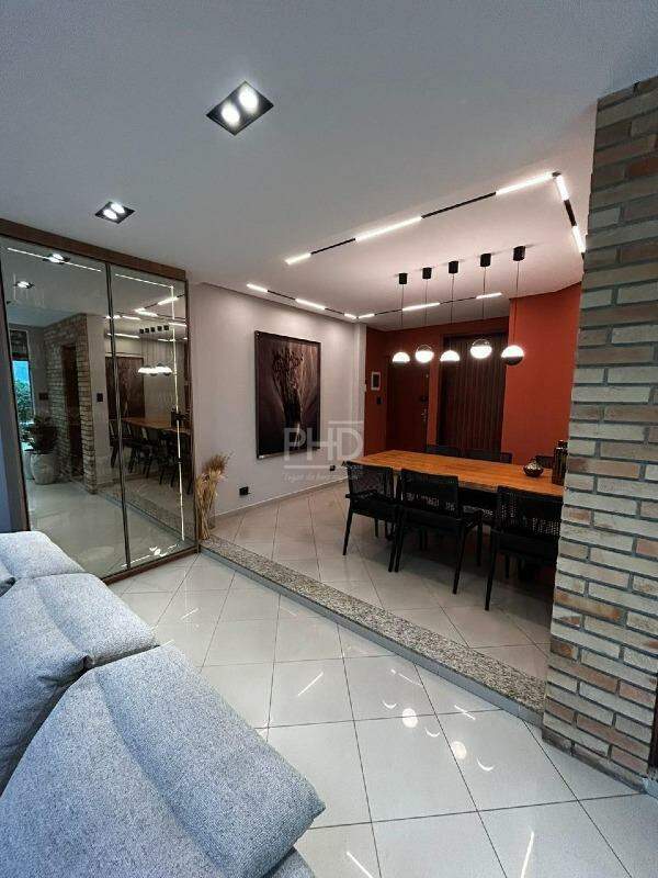 Sobrado à venda com 3 quartos, 195m² - Foto 4