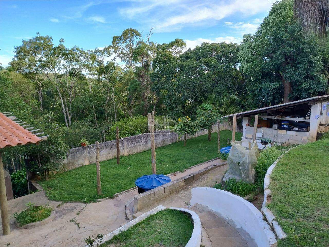 Sítio, 3 quartos, 1980 m² - Foto 1