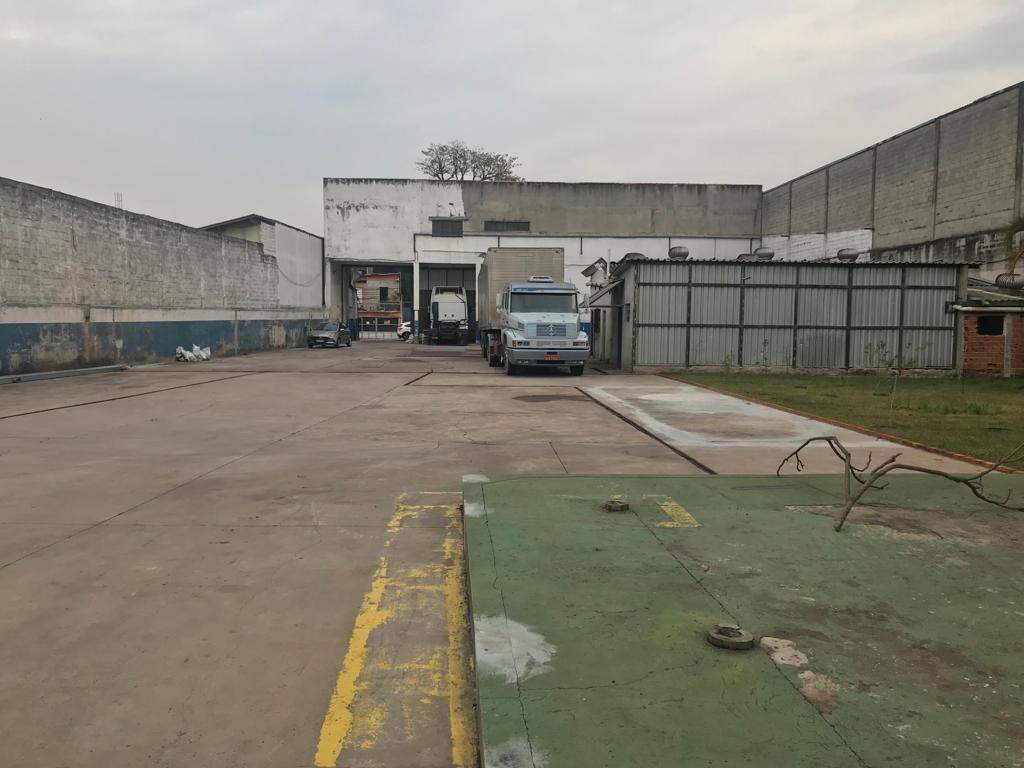 Depósito-Galpão-Armazém para alugar, 600m² - Foto 1