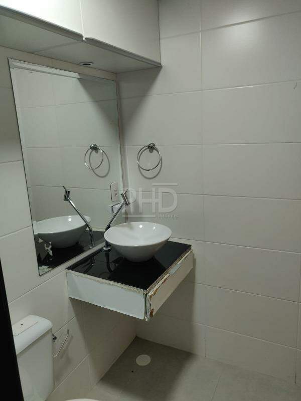 Apartamento à venda com 2 quartos, 60m² - Foto 12