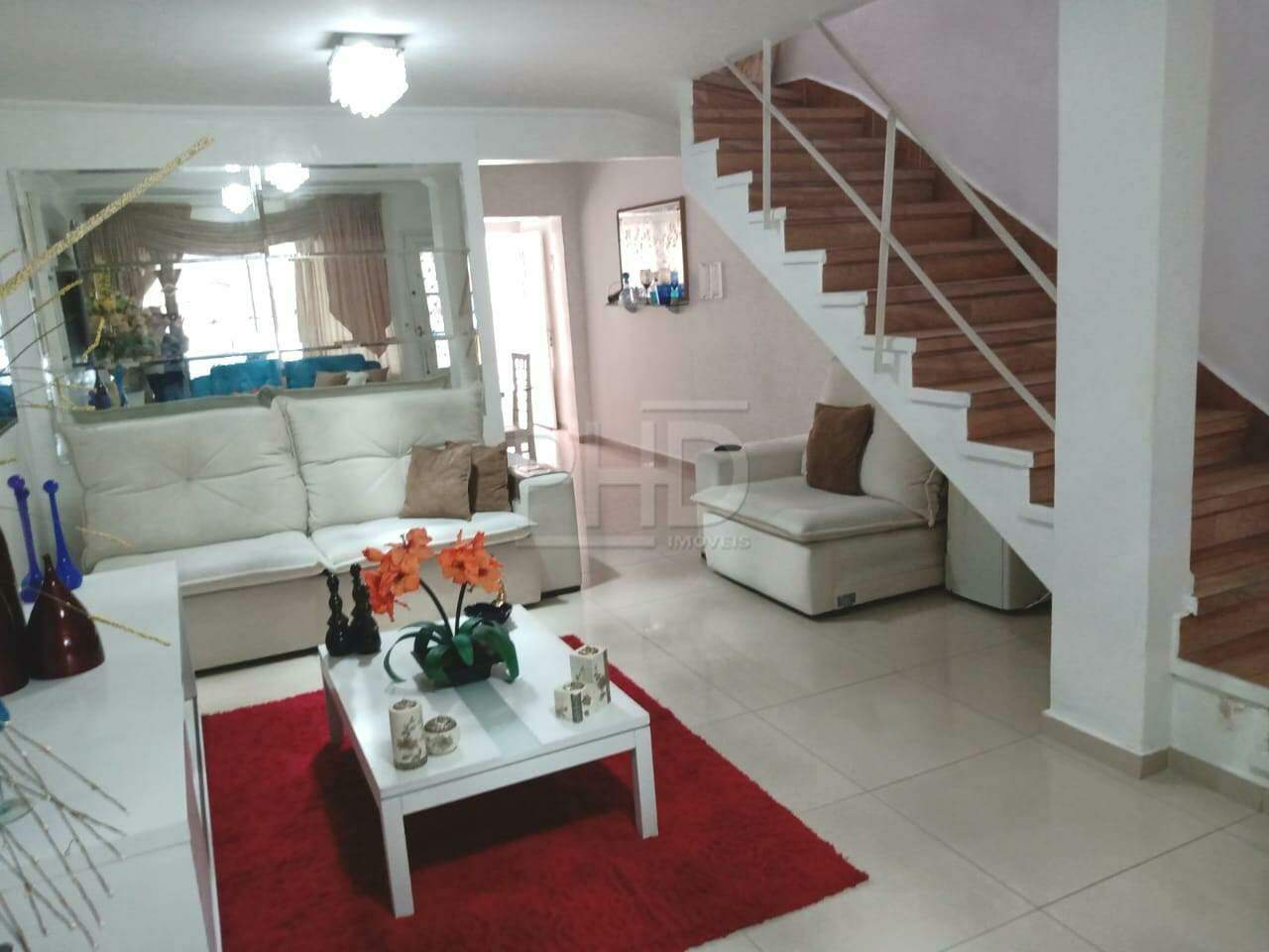 Sobrado à venda com 2 quartos, 140m² - Foto 2