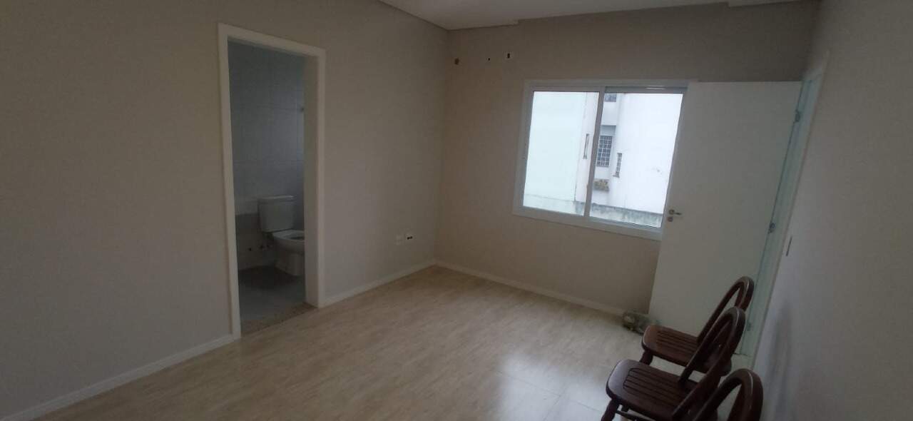 Casa à venda com 3 quartos, 284m² - Foto 18