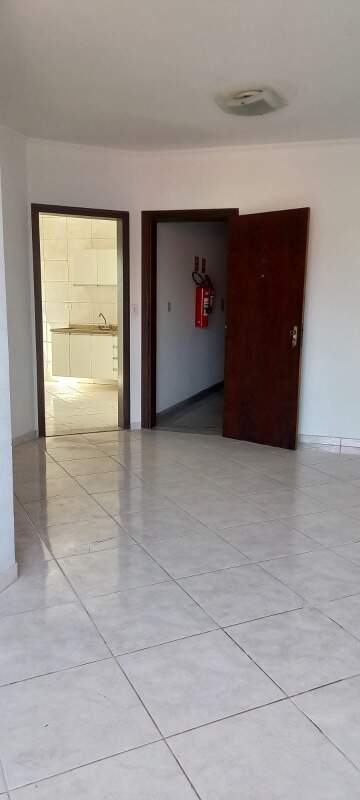 Apartamento à venda com 3 quartos, 64m² - Foto 1