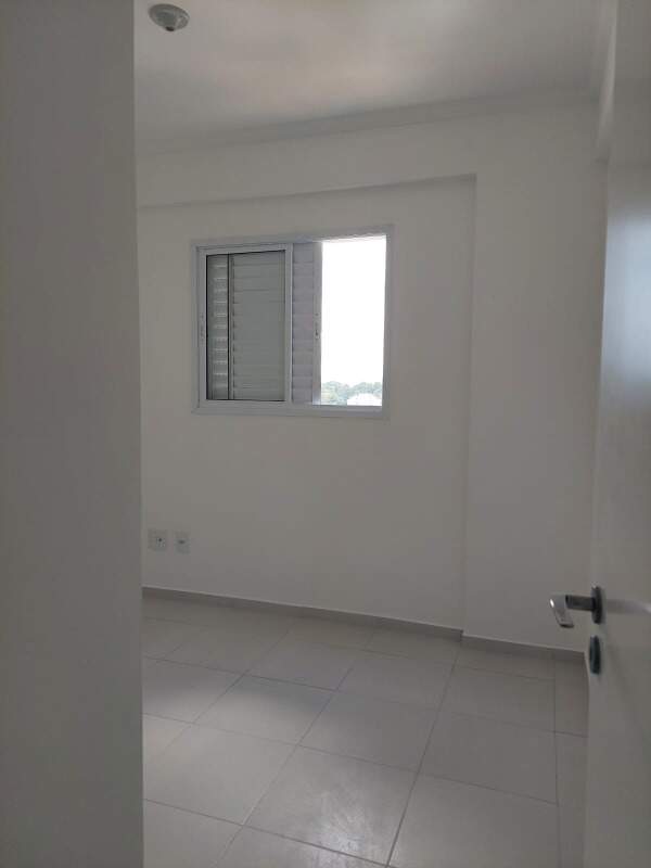 Apartamento para alugar com 2 quartos, 50m² - Foto 8