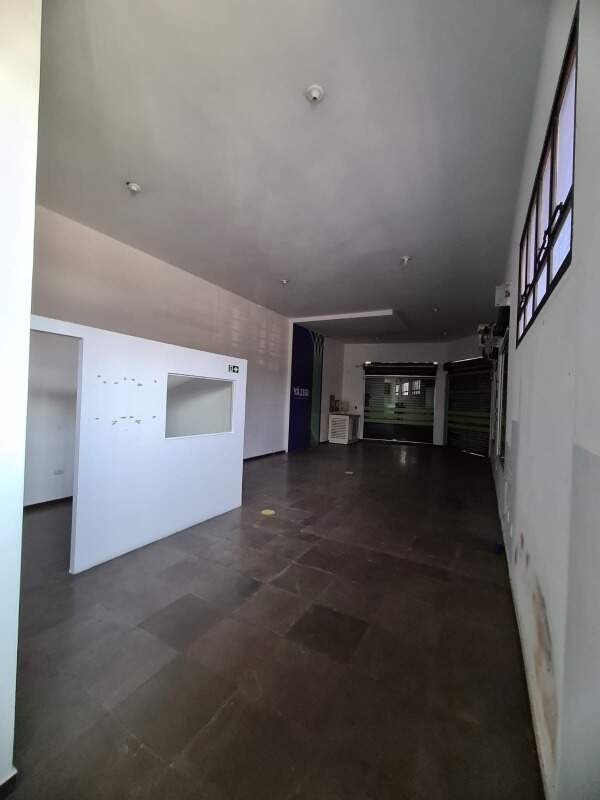 Casa Comercial à venda, 527m² - Foto 4